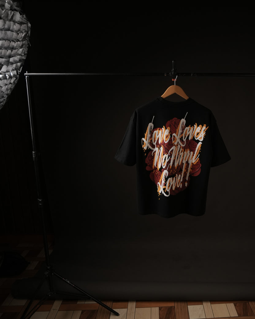 NONRML LOVE T-SHIRT