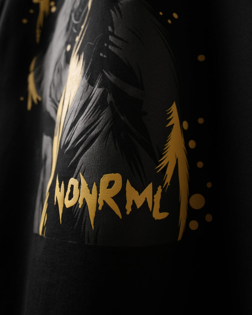 BLACK CAT T-SHIRT